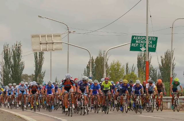 Vuelta Ciclística de Mendoza (foto Gobierno de Mendoza)