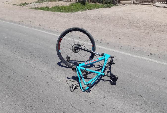 Accidente en Tyan - ciclista - foto prensa policia