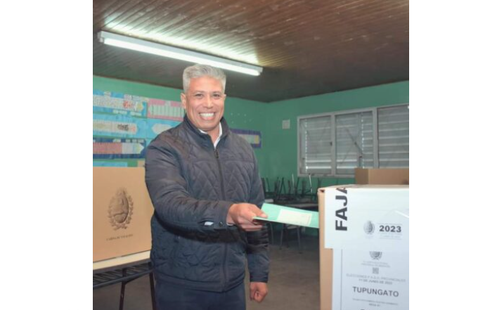 Gustavo Aguilera fue el precandidato más votado y que se impuso dentro de CM